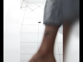 Tomando banho na academia