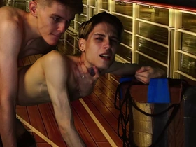 Young guys fuck hot on the liner