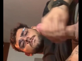 Novinho lucas nobre batendo até gozar
