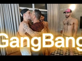 Gangbang bareback com kadu ventri, euerickdiaz , aventureiro, vittor lamborghini, vigário e bruno donato amigos dotados fudendo passivo guloso