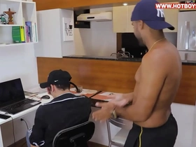 Dei pro nerd safado que veio consertar meu pc